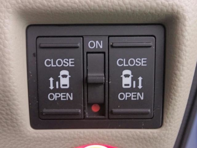 ◆三重県最大級の大型屋内中古車センター♪ヴァーサス鈴鹿店です♪オールジャンルの展示車が盛り沢山です♪在庫の無い車両のオーダーも受け付けます♪電話→059-384-5050までお問合せ下さい◆