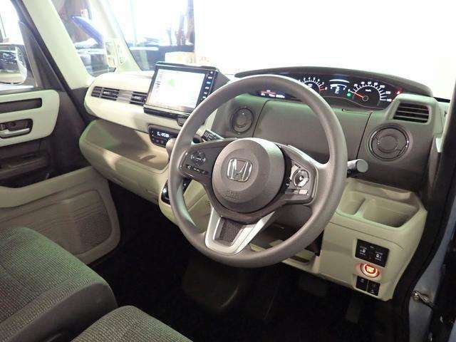 ◆三重県最大級の大型屋内中古車センター♪ヴァーサス鈴鹿店です♪オールジャンルの展示車が盛り沢山です♪在庫の無い車両のオーダーも受け付けます♪電話→059-384-5050までお問合せ下さい◆