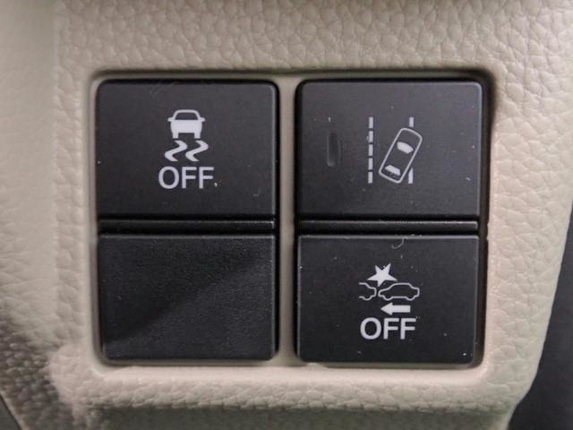 ◆三重県最大級の大型屋内中古車センター♪ヴァーサス鈴鹿店です♪オールジャンルの展示車が盛り沢山です♪在庫の無い車両のオーダーも受け付けます♪電話→059-384-5050までお問合せ下さい◆