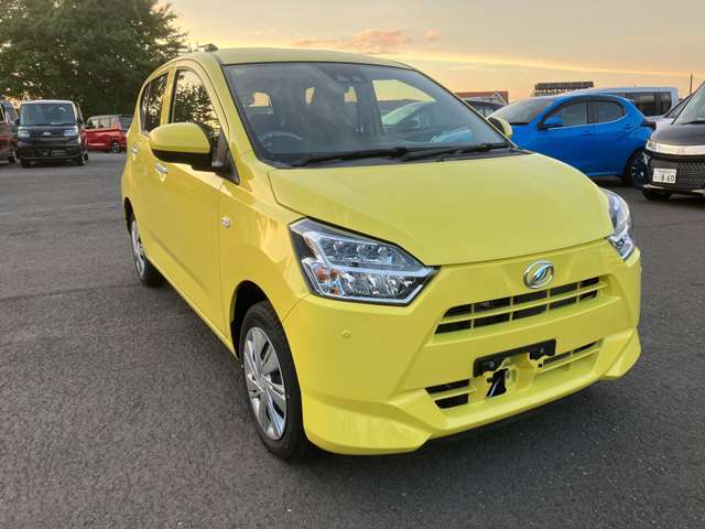 スズキ・ダイハツのサブディーラーとして全国販売優秀の実績！オールメーカーの軽未使用車・中古車はもちろんのこと、コンパクトカー・エコカーなどの普通車も豊富に在庫を取り揃えています！