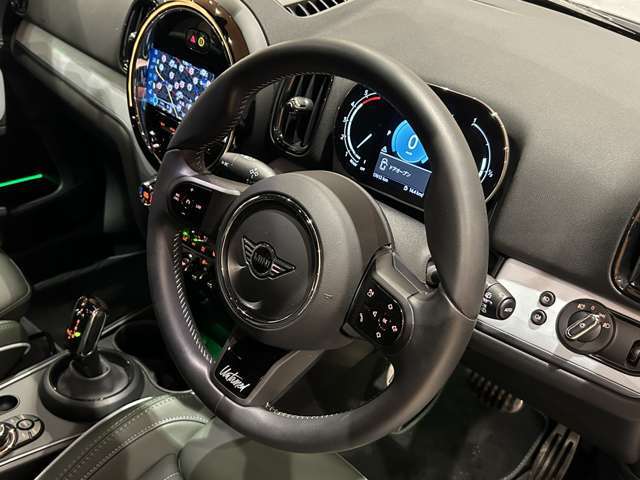 ベンツ、BMW、アウディといったドイツのプレミアムブランドをはじめとした、各種輸入車ブランドを同時に比較することができます。