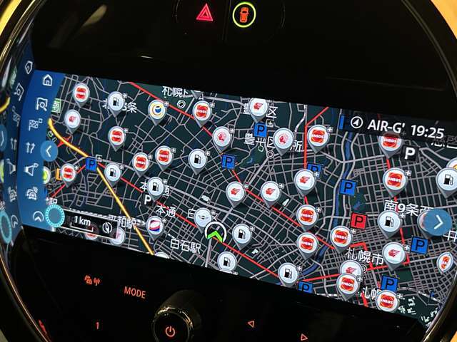 LIBERALAでは多種多様の車種をご用意させていただいております。お客様がご納得いくまで、そのお車の持つ特性を五感すべてで感じ取っていただける場をご提供します。