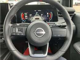 ステアリングスイッチ付き☆音量調整などもハンドルのスイッチでできるので便利です★