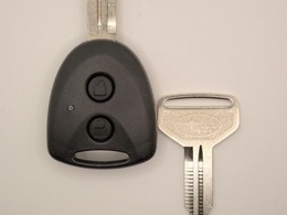 ◆専門スタッフが想いを込めて内外装を徹底的にクリーニングして、お車を気持ち良く乗って頂けるよう努めています◆