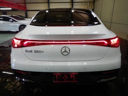 ご納車後も安心の保証展開がございます。初度登録から10年未満の車両を対象に全国でお使いいただける600項目に及ぶ距離無制限かつお財布にも優しい継続型の保証です。