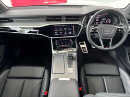 Audiのインテリアはエクステリア同様、優れたデザイン性とクオリティ、そして機能性を兼ね備えております。