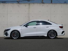 特別低金利オートローン実施中。Audi認定中古車Sローン＝車両本体価格の一部を据え置くことで月々のお支払いを軽減。信頼のAudi認定中古車に買い易さとゆとりをご提供します