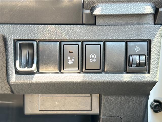 店舗にて現車の確認もいただけますので、お電話で在庫のご確認の上、是非ガリバー黒部店までご来店くださいませ！！！