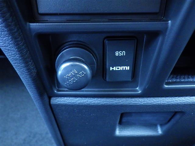 【運転席操作部】快適なドライブを楽しむための機能が装備されています！運転席から触れるので、使いやすいです！除菌プランいれていただくと、さらに清潔で安心していただけます！
