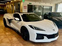 年間　輸入中古車販売台数　1200台を突破！輸入車のご不安もすぐに解消いたします。お客様と共に歩んで行くようなカーライフをご提供致します！！◆TEL：072-723-1167