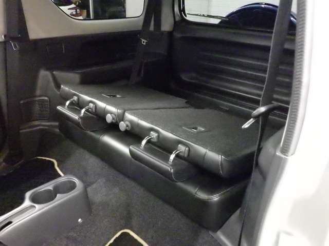 ようこそオートエムワンへ！この度は弊社在庫車輛を、ご覧頂きまして誠に有難う御座います。豊富な自社在庫からお好みのお車をお選び下さいませ。