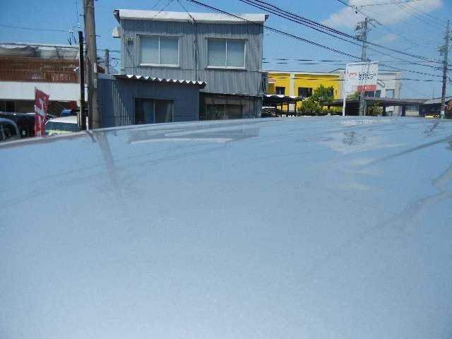 天井の画像です。大きな凹み、色あせもなくキレイですよ！　　　　　　愛知　大治　格安　軽四　軽自動車　安い　お買い得　中古車　ジーフリー　G-FREE