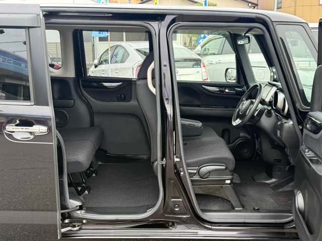 電車でお越しの場合は、駅までお迎えいたします！お気軽にお電話下さい。カーセンサー0066-9711-424985で直通です！