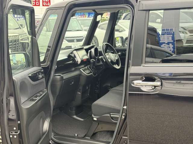 北陸道は金沢西インターを福井方面に降りて頂き国道8号線を7分ほどで看板が見えてきます！スーパーオートバックス野々市店さん隣です！！カーセンサー0066-9711-424985で直通です！