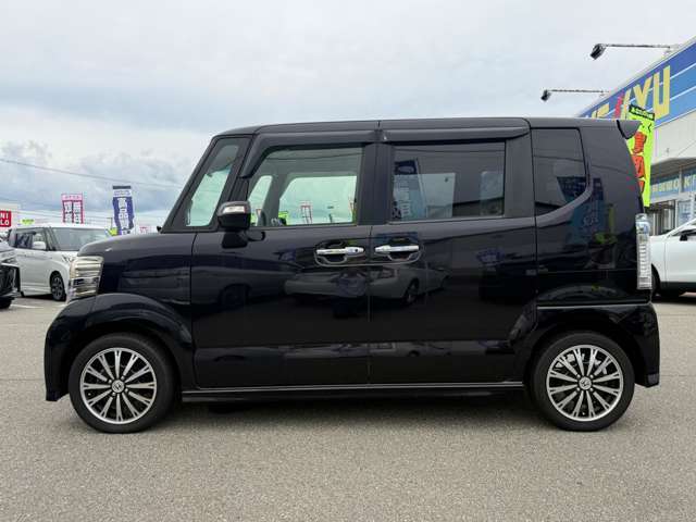 オイル交換年2回無料＆24時間ロードサービスのケーユーメンバーズカードや3年間のオイル交換無制限、定期点検整備代、消耗品の交換がセットになったメンテナンスパック、有ります♪