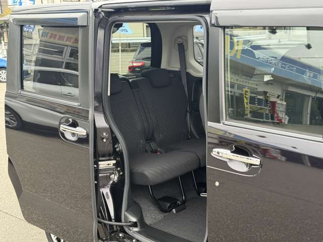 ケーユー金沢野々市店は下取りや買取したクルマを直接販売できるので、中間マージンを省くことができます。お客様の愛車を満足できる査定をいたします。