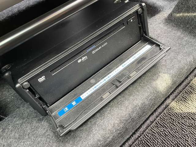 純正ディスプレイオーディオ☆　走行中フルセグTV映ります！　DVD再生、Bluetooth接続が可能♪　　お手持ちのスマホと接続してお気に入りの音楽でドライブをお楽しみ下さい♪　　お気軽にお問合せを♪