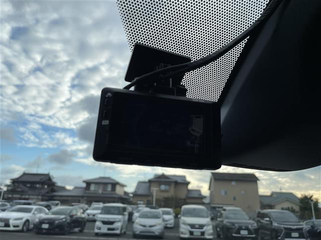 【ドライブレコーダー】万が一の事故してしまった、事故された時しっかりと記録してくれます！！安心してドライブが楽しめますね♪