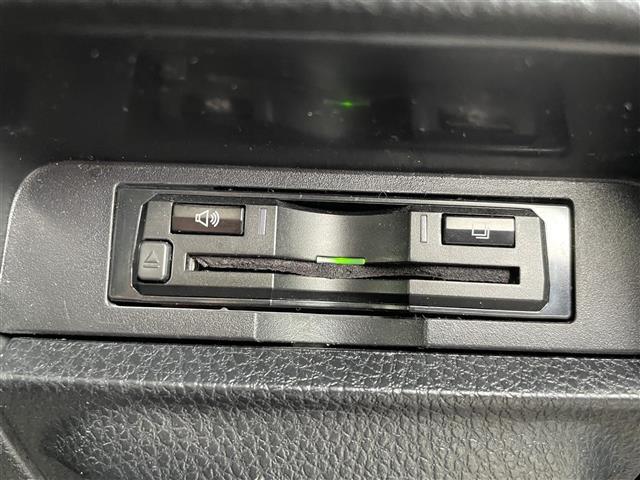 【　ETC　】今やカーライフにおける重要性はナビにも匹敵するのではないでしょうか？セットアップを行うことで利用可能になります！