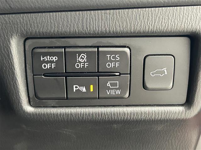 【運転席操作部】快適なドライブを楽しむための機能が装備されています！運転席から触れるので、使いやすいです！除菌プランいれていただくと、さらに清潔で安心していただけます！