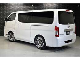 12月限定特別金利優遇！新車・登録済未使用車：2.6％☆中古車3.5％☆★頭金0円からでも可能です。支払回数最大96回～120回。詳細はお問い合わせください！シーアールエス大阪06-6852-9000