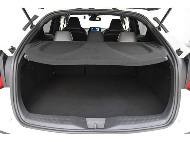パッケージトレイを装着すると、荷物が外から見られることがなく、盗難防止にもなります。