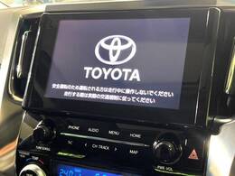【9インチ　ディスプレイオーディオ大画面ディスプレイへお持ちのスマートフォンと連携して、ナビやbluetoothでの音楽再生が可能です♪デザインはもちろん操作性も良好！別途ナビ機能の取付可能です♪