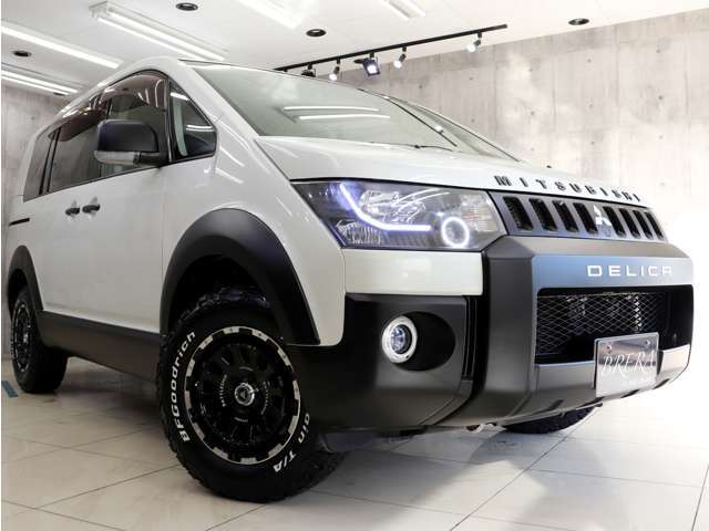 どの角度から見ても、迫力のフォルムに仕上がっております。