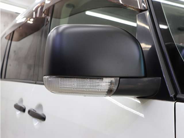 ドアミラーやドアノブもマットブラック塗分け済み。細部にまでこだわったBRERAオリジナルカスタムです！！