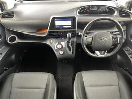 【インパネ全体】全方位で視界が広く、高い目線で運転もしやすいです！