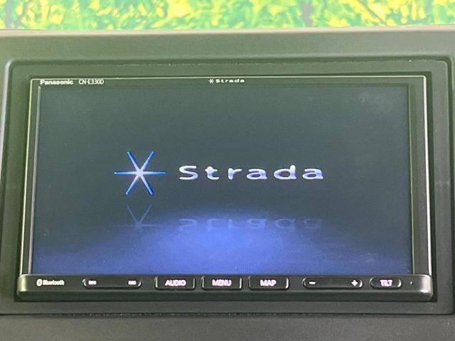 【ナビゲーション】目的地までしっかり案内してくれる使いやすいナビ。Bluetooth接続すればお持ちのスマホやMP3プレイヤーの音楽を再生可能！毎日の運転がさらに楽しくなります！！