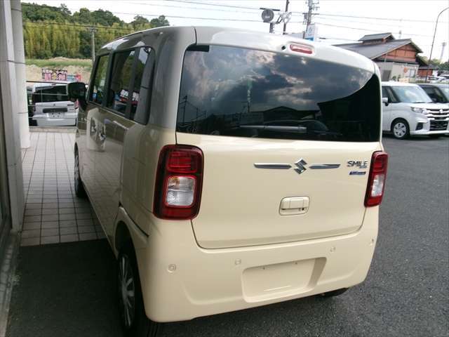 【各種ディーラーオプション取扱店】新車・届出済未使用車に必要不可欠なアクセサリーオプションも全品対応可能！マット・バイザー・コーティング等の各種ディーラーオプションも全般取り扱っております！