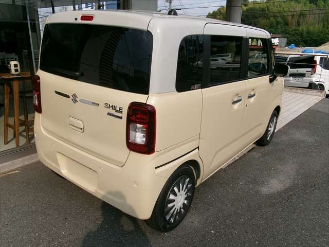 【陸運局認定指定車検工場完備】国家資格検査員1名・国家資格整備士3名で、お客様の大切な愛車を末永く安心サポートさせて頂きます！当店おすすめ安心メンテパック加入で3年間のメンテナンスと車検がお得！