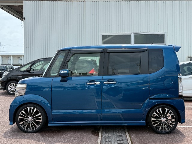 車体サイズは、全長339cm、全幅147cm、全高178cmです。