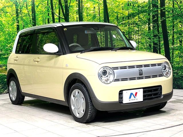 大好評のボディコーティング「弾スプラッシュコート」もご納車までに施工可能。通常のガラスコートと異なる、耐久年数6年の無機質ガラスコーティングが、ボディをキレイな状態に保ってくれます。