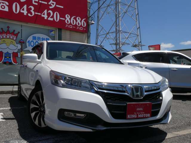 弊社ではお客様に安心して中古車を選んでいただく為に乗り出し総額表示を実施しております！