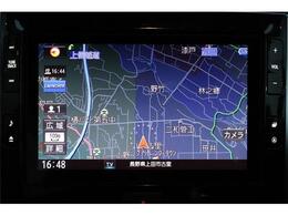 今や必需品のナビ付いています！安心してドライブ出来ますね！