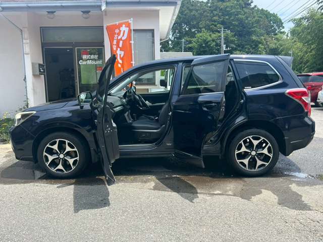 お車のさらに詳細の写真を見たい！という方もお気軽にお問い合わせください！弊社スタッフが全部対応させていただきます！