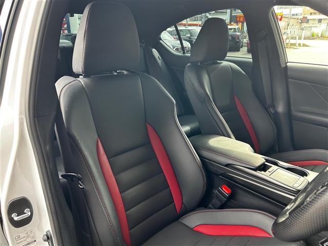 メンテナンスパックはご購入時だけのお得な点検・整備パック。点検コースと車検コースがございます。詳しくは店舗コーディネーターまでお問い合わせ下さい。