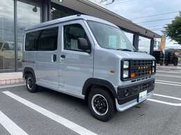 弊社は岐阜県大垣市にございます。国道21号線沿いにございます！この看板が目印です！