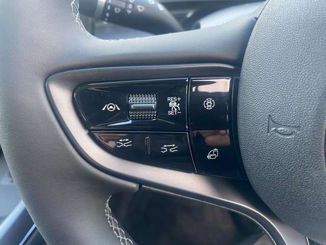 運転支援を初めとしたステアリングスイッチ