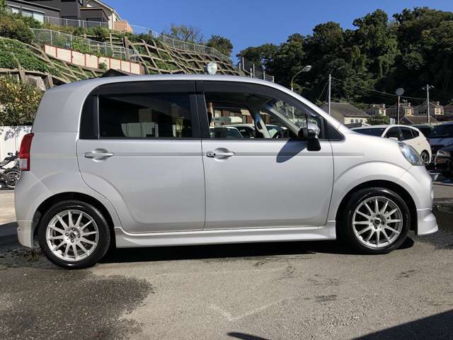 モデリスタエアロ　1オーナー　SDナビ　Bluetooth　バックカメラ　HIDオートライト＆フォグ　ステアスイッチ　本革ステアリング　片側パワスラ　シートヒーター　16インチアルミ　ナノイー　ETC