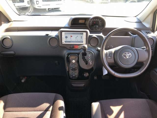 モデリスタエアロ　1オーナー　SDナビ　Bluetooth　バックカメラ　HIDオートライト＆フォグ　ステアスイッチ　本革ステアリング　片側パワスラ　シートヒーター　16インチアルミ　ナノイー　ETC