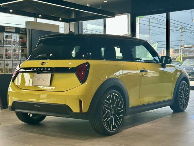 最新モデルのデモカーから人気のMINI・クラブマン・クロスオーバーまで認定中古車100台以上！！インターネットに掲載が間に合わない車両も多数ございます！