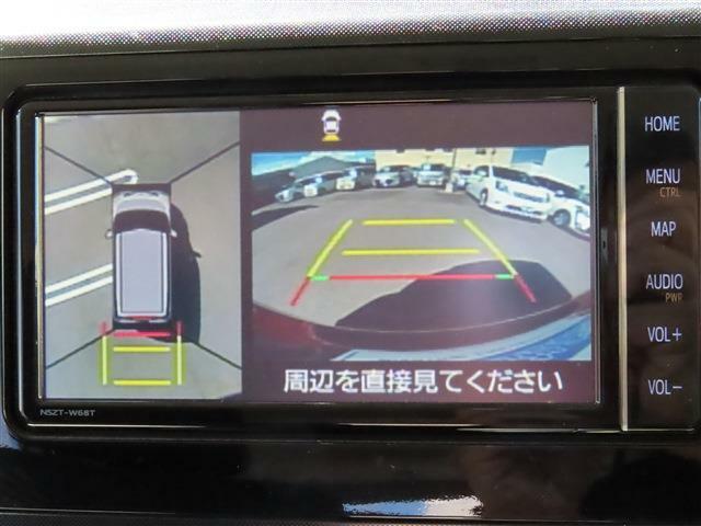 バックモニター全方位モニター付きで、駐車も簡単に安全にできます！！嬉しい機能です！