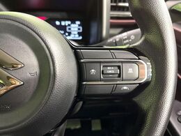 【アダプティブクルーズコントロール】高速道路での長距離走行が楽に！！自動で速度を保つクルーズコントロールが、衝突軽減システムと連携し、前方の車両を感知して車間を保つように速度調節してくれます！！