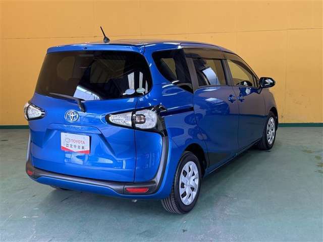 お支払い方法や自動車保険、メンテナンス等、お車に関するご相談は、お気軽に店舗スタッフへお問い合わせください。