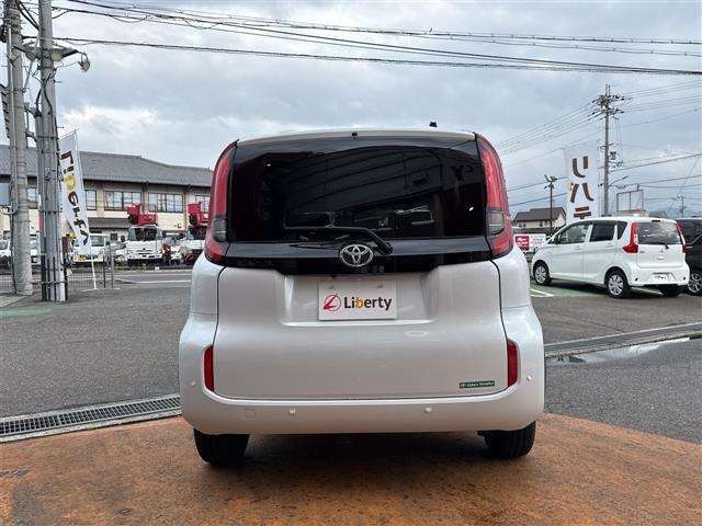 ■□■□■ 万が一のキズヘコミも迅速に対応いたします！！ 自社鈑金工場を持っているので、自社で修理いたします！！ 仲介料がかからないので安いんです！！ ■□■□■