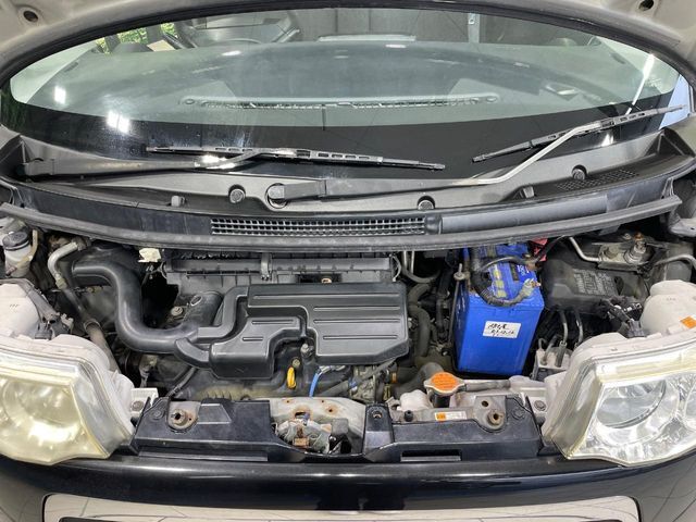 親切・丁寧な専門メカニックスタッフが応対！・車検・点検整備・事故等の修理などアフターサービスも安心。お車のカスタマイズもネクステージのサービススタッフまでご相談ください！