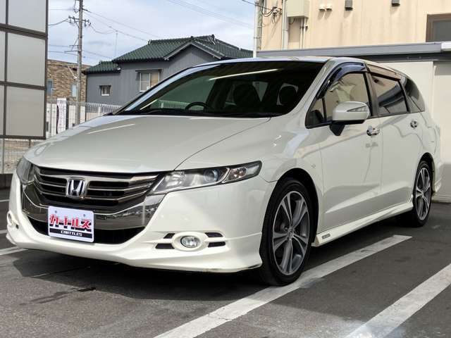 ご覧いただきありがとうございます♪カートルズは自社ローンが売りのクルマ屋さんです♪他社様とは違って自社に審査基準があり数多くの方が自社ローンを通っている実績がございます！